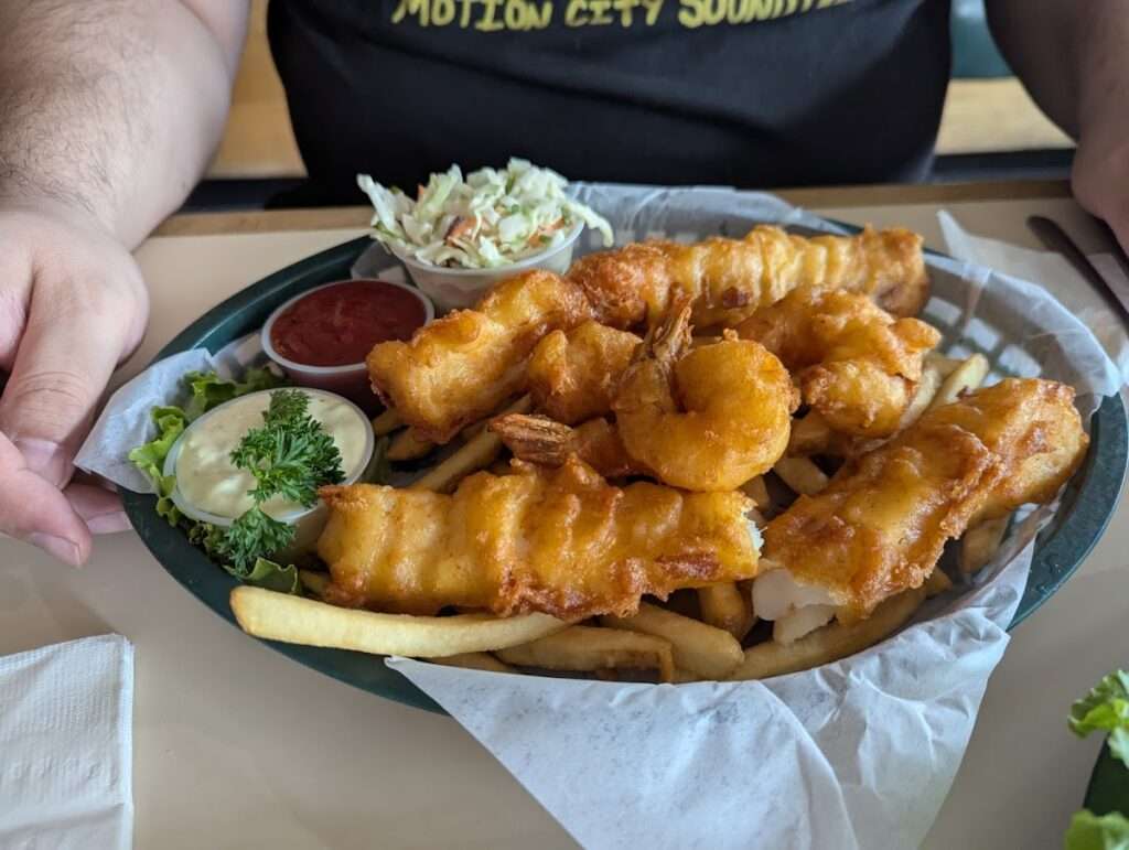 Pelicans Roost Chowder House photo 3