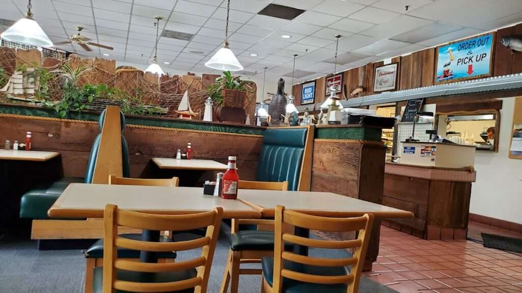 Pelicans Roost Chowder House photo 4